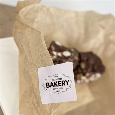 Hvordan bliver etiketter lavet?